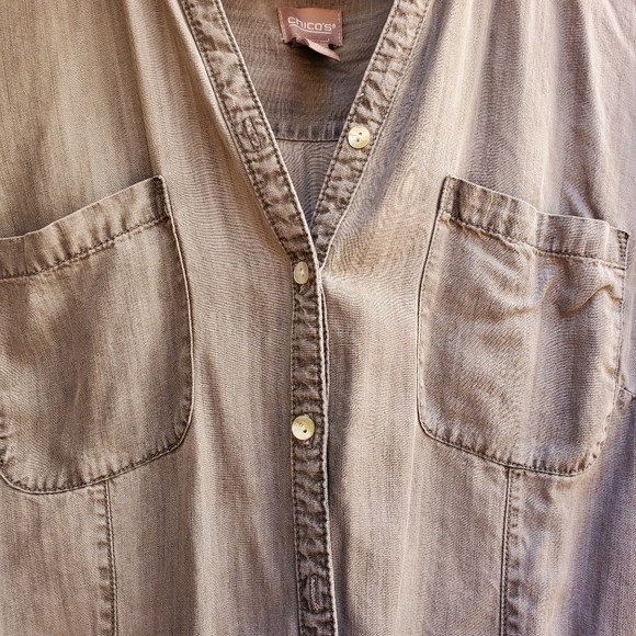 Chicos button down grey shiet - Picture 2 of 5